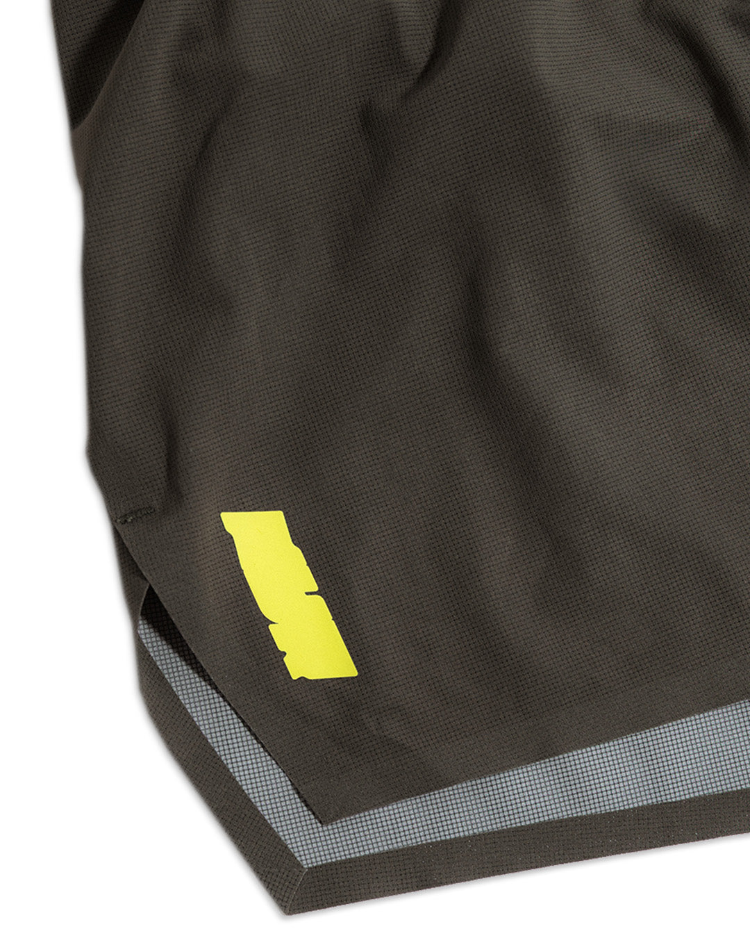 BLUR SPLIT SHORTS