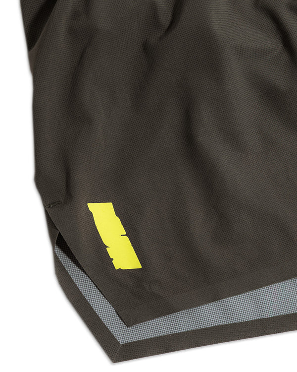 BLUR SPLIT SHORTS