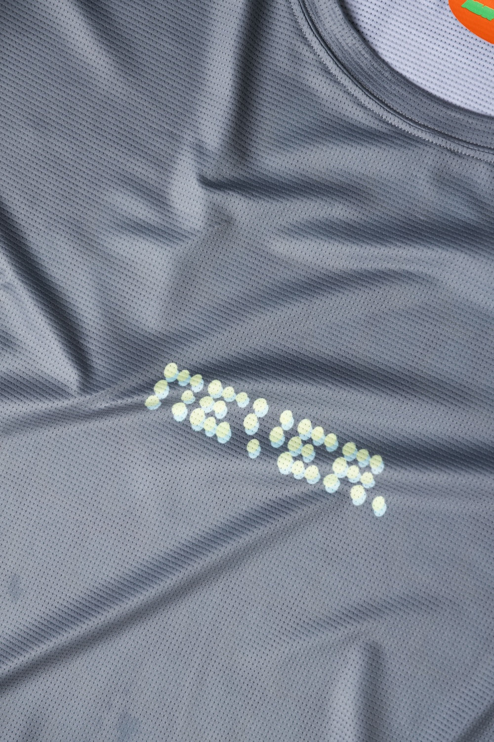 DOT TRAINING TEE